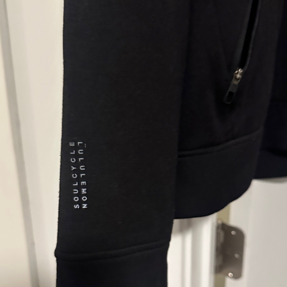 lululemon x SoulCycle athletica Men's Black Zip-Up Sweater - Picture 3 of 5